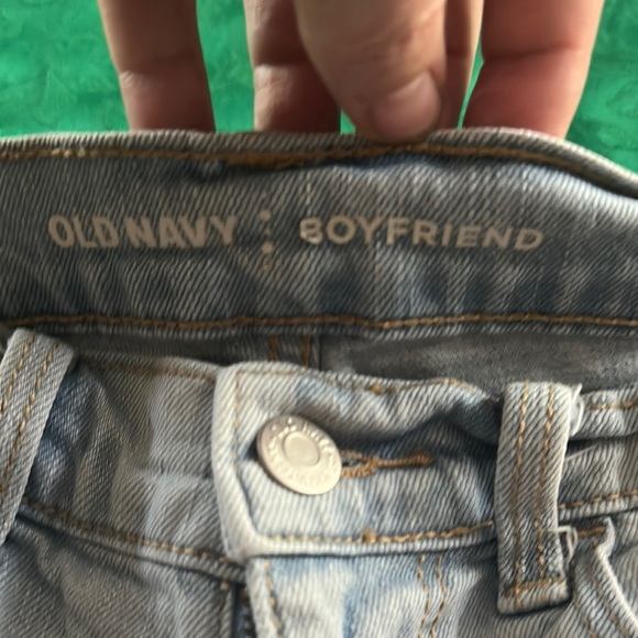 Old Navy Jean Shorts Distressed Size 0 - Picture 5 of 6